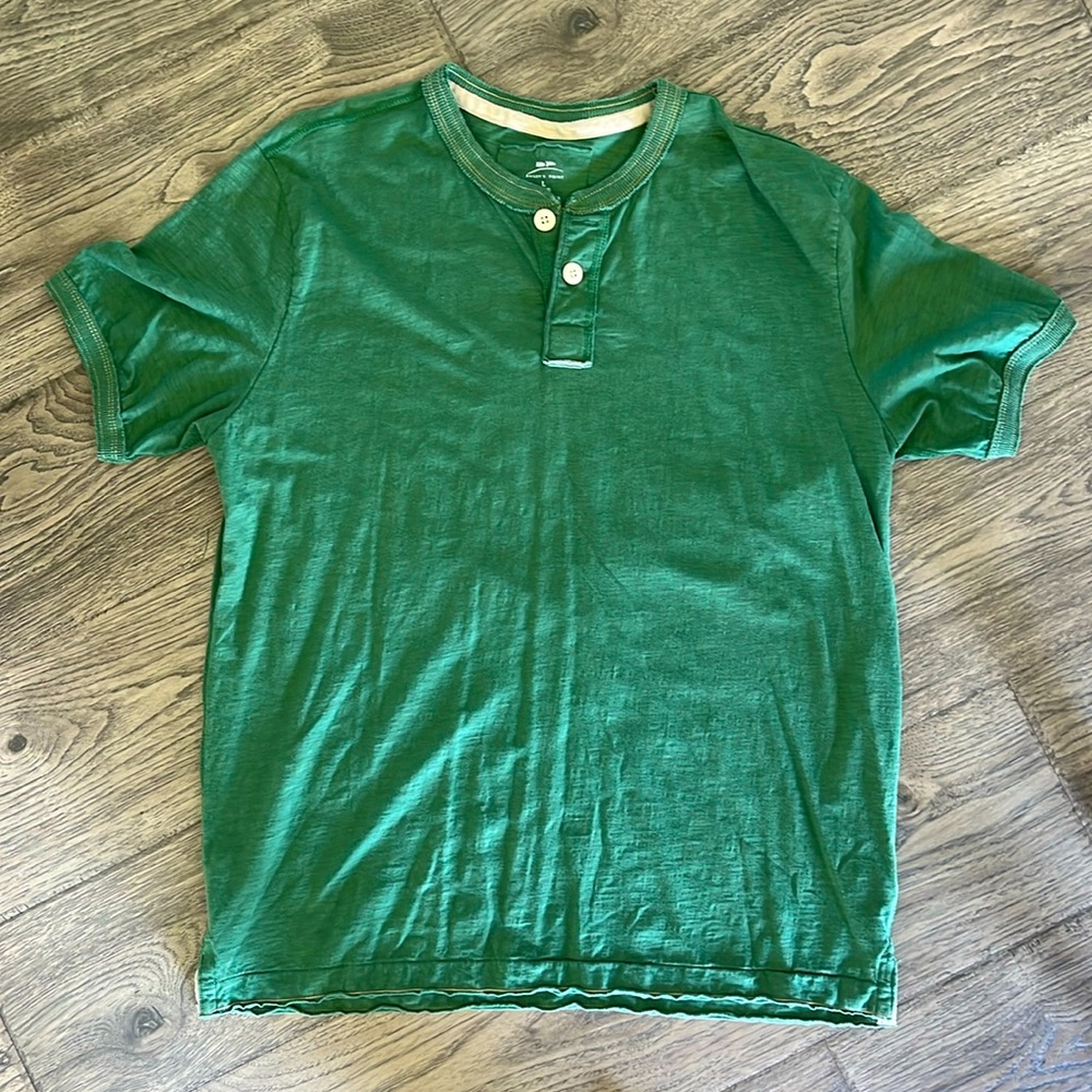 Baileys Point Men’s Large Shirt